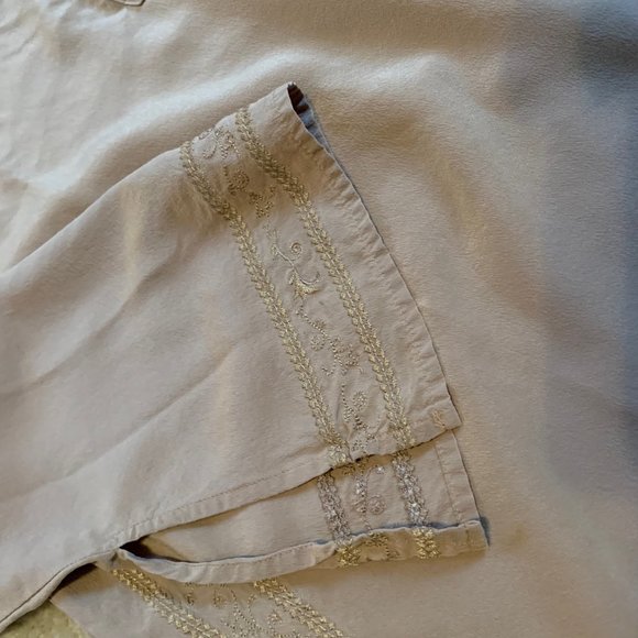 Taupe Mimi Maternity 100% Silk Blouse with Wide Sleeves and Decorative Design M - Picture 7 of 16